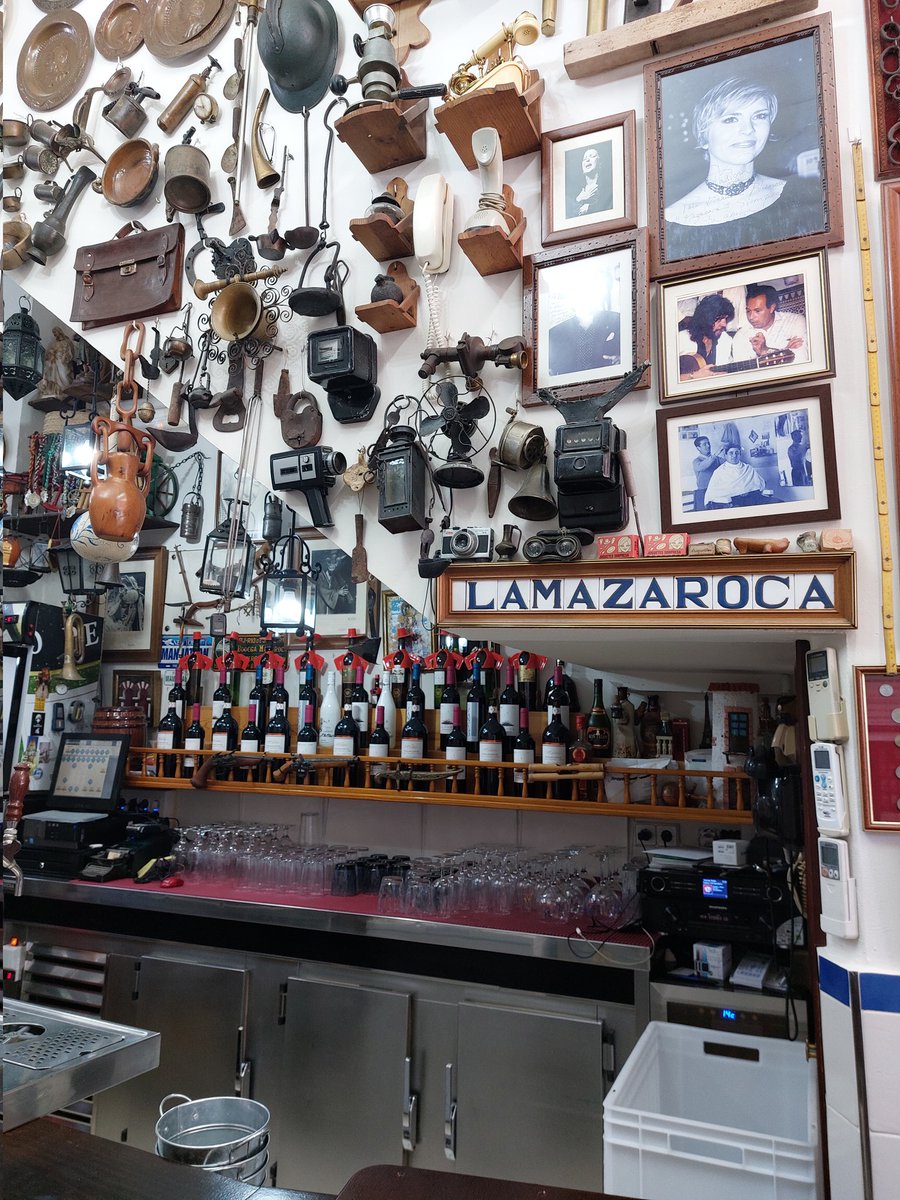 La <a href="/mazaroca1973/">Bodega La Mazaroca</a> un lugar para el buen yantar. 
#lamazaroca #arahal #tartardeatúnguacamoleyburrata #puntillitasconhuevosrotosypatatastrufadas #escapadas