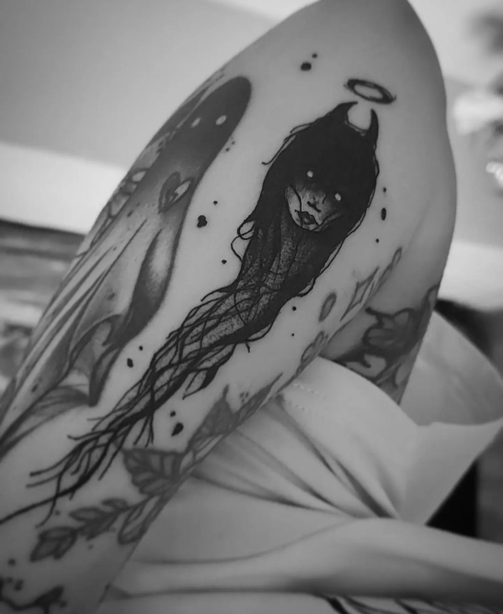 MelleWox's tweet image. 𝕭𝖔𝖚𝖚𝖚𝖍 ! Un de plus... Bah oui j&apos;avais une petite place ici sans rien