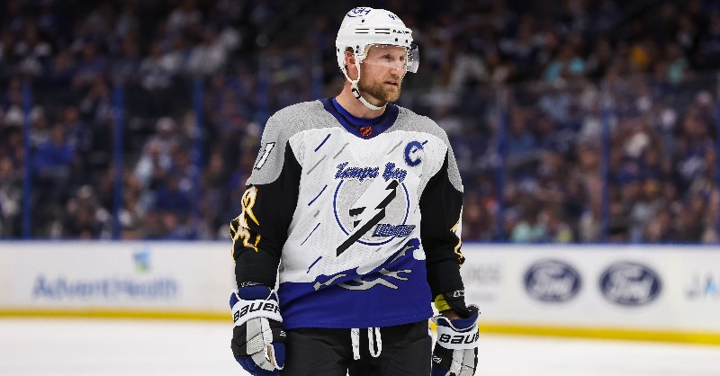 Tampa Bay Lightning Reverse Retro Jersey 