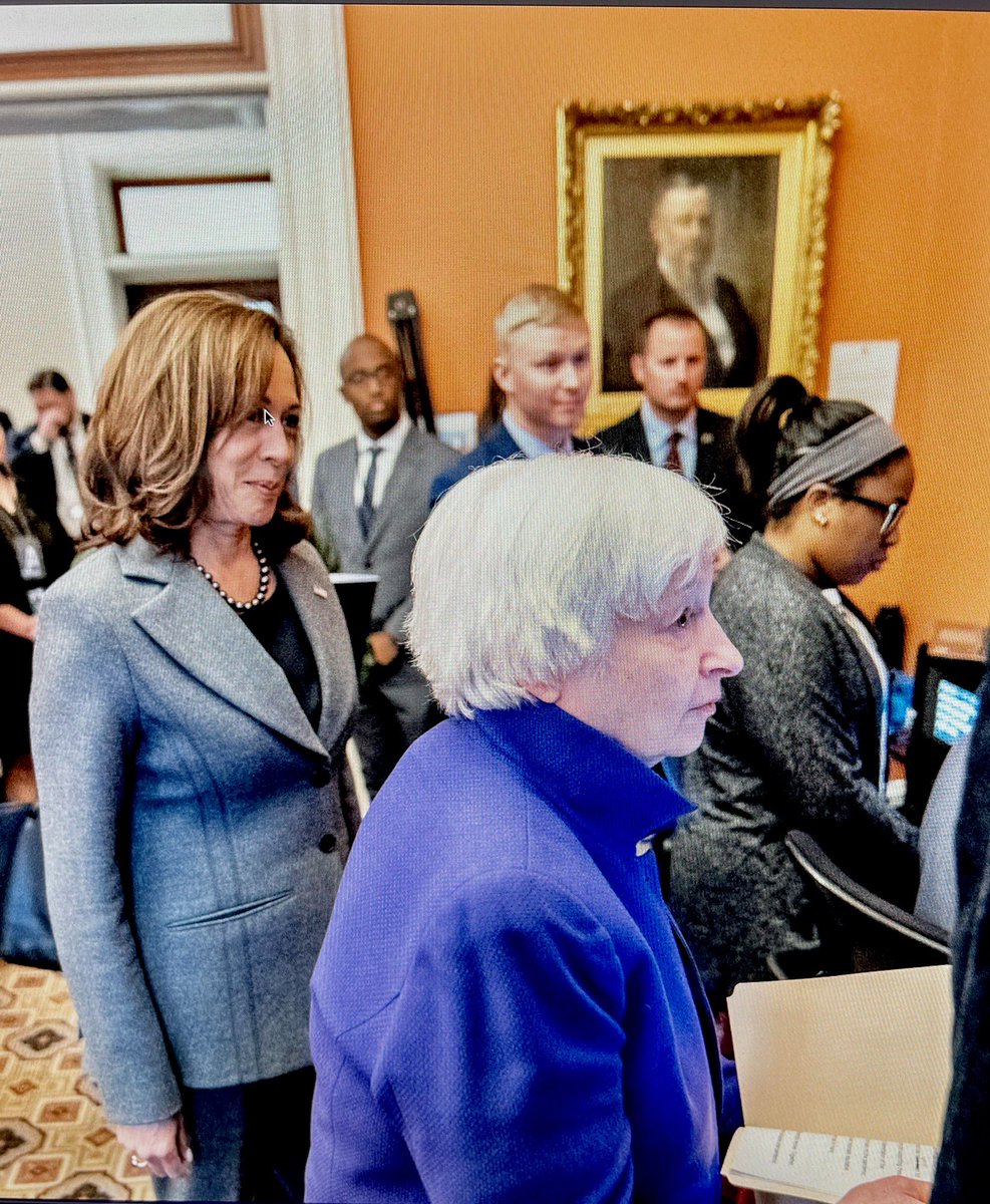 This past Friday was my last day in Vice President Harris’s office. It was the opportunity of a lifetime. I wanted to share with all of you some of my favorite photos from my time as her associate director of speechwriting.