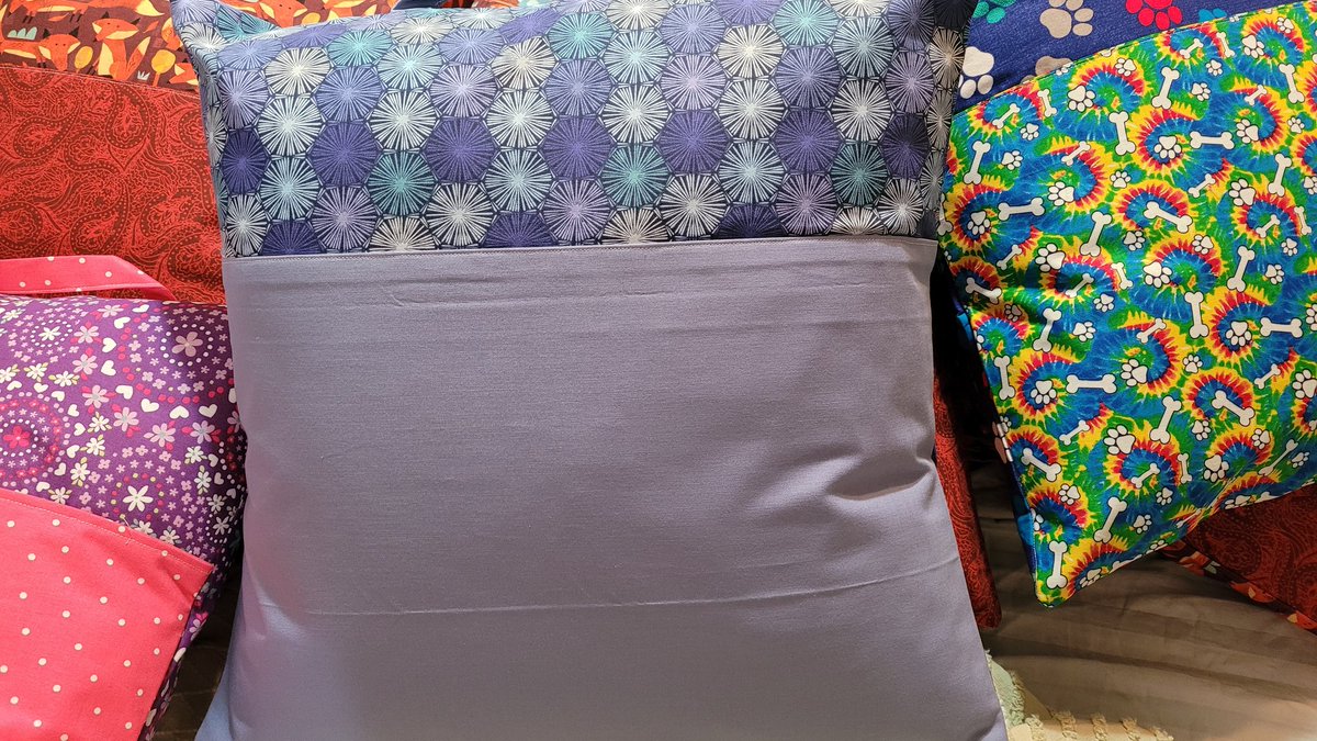 I had so much fun making reading pillows for Christmas gifts! Now to just include the perfect book!