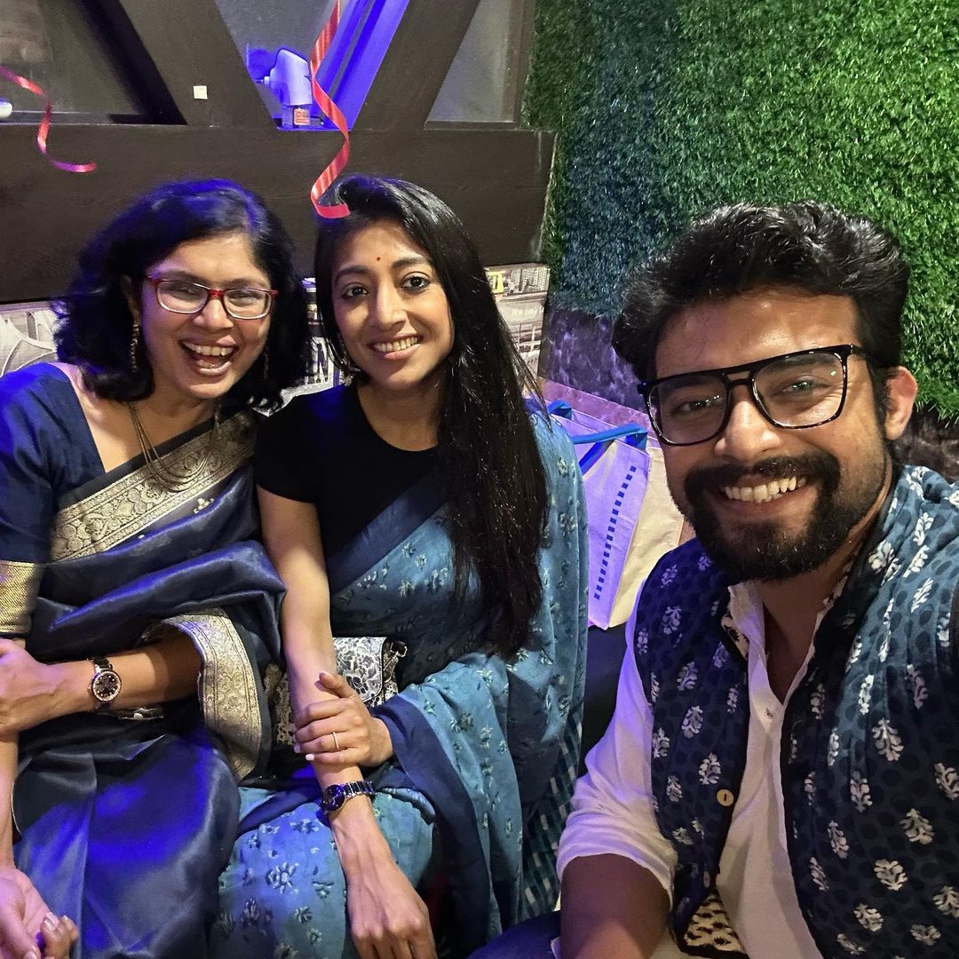 RanojoyBishnu's tweet photo. After screening #CHAAD #ছাদ 

With our Director #indranichakraborty and the cast and crew

@paoli_dam  @rahularunodaybanerjee  @rano_joy22 @rai.4u 

That's for all the appreciation, love and support। 
 #ranojoy #rano #screening #filmfestival #nandan #love #actorslife https://t.co/UKNwfjgbNm