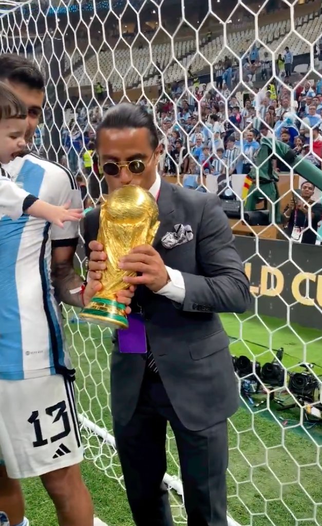 Salt Bae Seen Touching The World Cup Trophy, Slammed For Breaking