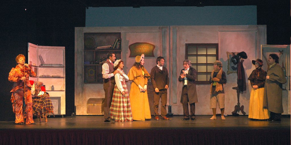 ¡Planazo de Navidad #Barcelona! 📣

Sumérgete en la historia del señor Scrooge y su especial #ConteDeNadal 🎄 en el <a href="/JT_Regina/">Jove Teatre Regina</a> 🎭 una adaptación de la obra de Charles Dickens 📖

⚡ Descuento exclusivo para el 22, 23 y 29/12 

🎟️👉🏼 my.mtr.cool/reotiwhbpc

#teatro #atrapalo