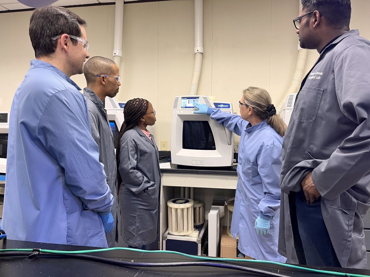 CEMcorporation's tweet photo. CEM hosted a Microwave Digestion Bootcamp for our customers from the University of Cape Town (South Africa). The training consisted of hands-on digestions with the MARS 6. Learn more about the MARS 6: https://t.co/bca457TDjG #MicrowaveDigestion #MARS6 #DigestionSamples https://t.co/rZD1dD0qqk