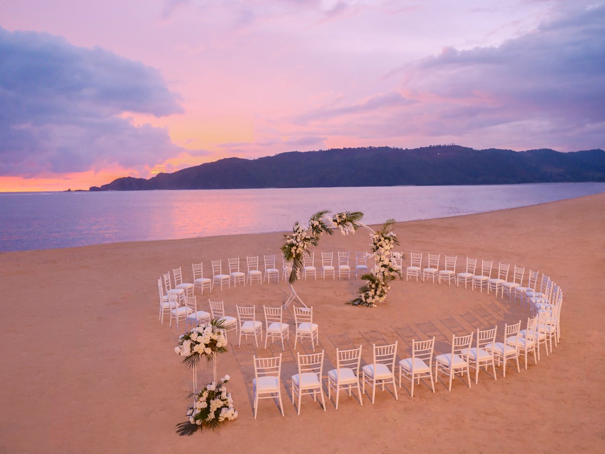 LombokWeddingP's tweet photo. Pullman Wedding Venue
#LombokWeddingPlanner #ArtsOfWedding #BeachWedding #Lombok #LombokWedding #GiliWedding #GiliIsland #Sparkler #Pyro #GiliAsahan  #LombokWeddingVenue #LombokBeachWedding #KuteLombokWeddingVenua https://t.co/P4eStDcvVi https://t.co/YhpvH4l4hr