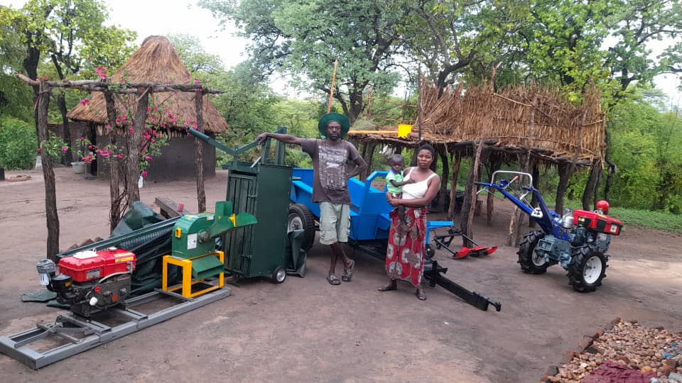FBaudron's tweet photo. 4 service providers (2 in Mbire &amp; 2 in Murehwa, #Zimbabwe) have now received a complete kit of a two-wheel tractor, a ripper, a trailer, a cutting bar, a chopper-grinder &amp; a bailer under the @CGIAR #AgroecologyInitiative

#AfricaMechanize @kurimazim https://t.co/eyPhIzbsoa