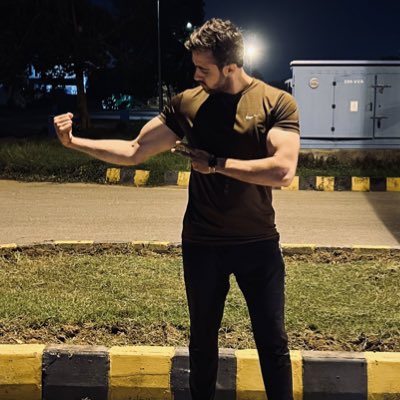 MuteebNadeem's tweet photo. #NewProfilePic https://t.co/BzM2Wc77iV