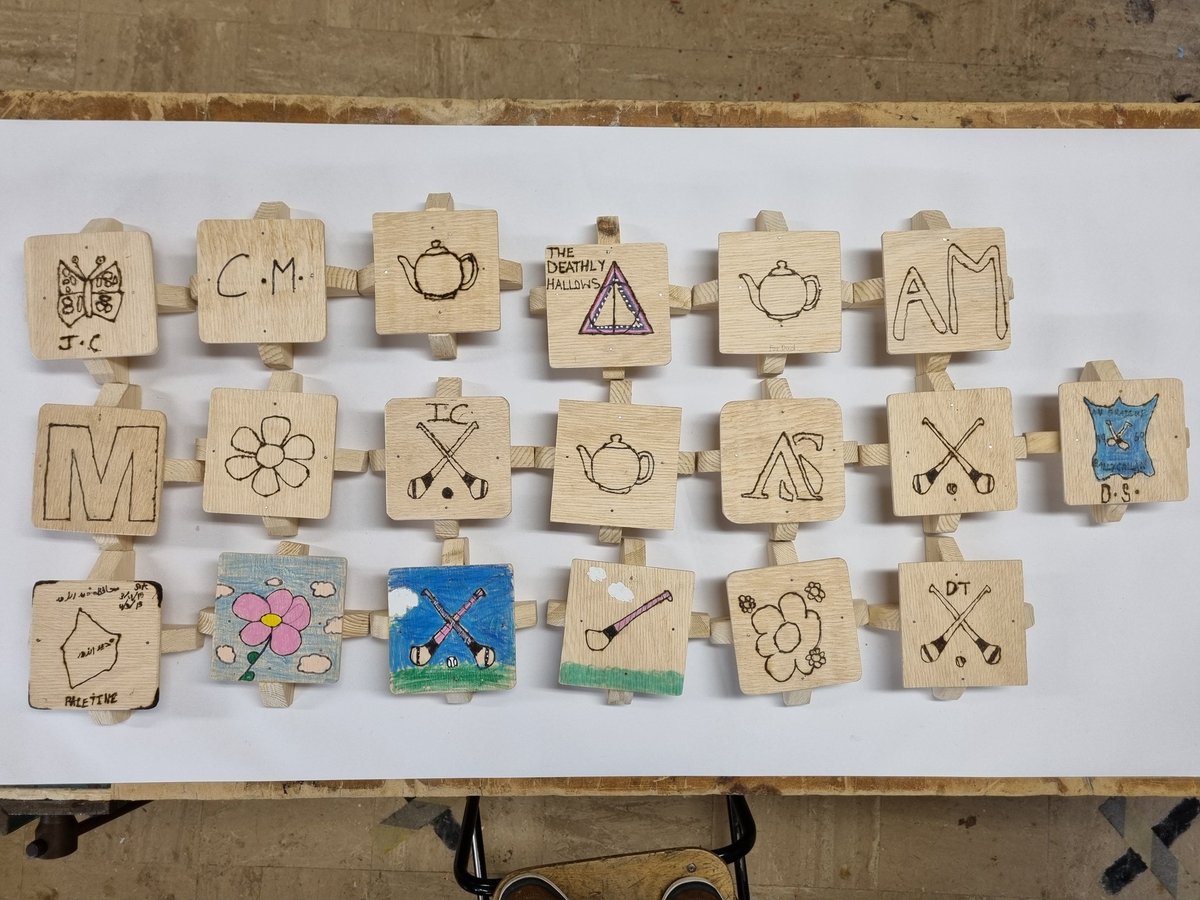 ColAbhainnRi's tweet photo. Well done to all the 1st years, who have completed their Wood Technology taster. They got to bring home their Hot Pot Stands, where they showed many skills including some creative pyrography work. #JCT4 #T4 #WoodTechnology #Ceist #ERST https://t.co/7PRkfvr7be