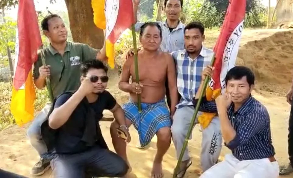 YTFTIPRA's tweet photo. Today at Gagan Mujha VC under 39 Manu Assembly Constituency, a Door-to-door Greater Tipraland awareness campaign was organised.
#OneLastFightForGreaterTipraLand #Thansa
#BubagraLongLive #YTFLongLive #TWFLongLive
#TipraMothaLongLive https://t.co/h8oLOob5fG