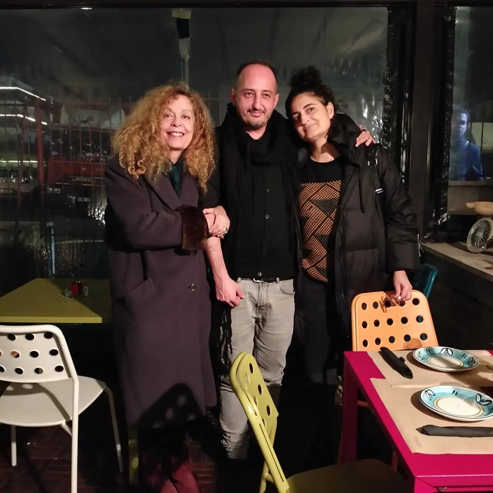 Ogni tanto mi sento fortunato.
Grazie a @CasaMangiacotti  per l'ospitalità e a chi c'era per le domande. Soprattutto grazie a <a href="/LaLipperini/">Loredana Lipperini</a>, indiscutibilmente la migliore presentatrice che si possa desiderare, grazie a <a href="/tiztr/">tiziana triana</a>, che certe volte chiamo editrice ma è ben altro
