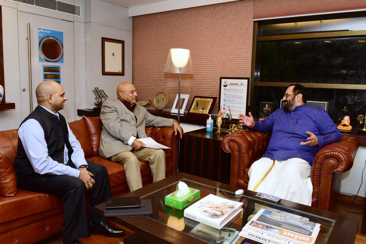 RajeevRC_X's tweet photo. Dr. Randhir Thakur @Randhir_Intel, Senior Vice President @intel and President - Intel Foundry Services called on me at my office @GoI_MeitY today. https://t.co/izhzd5wjQf