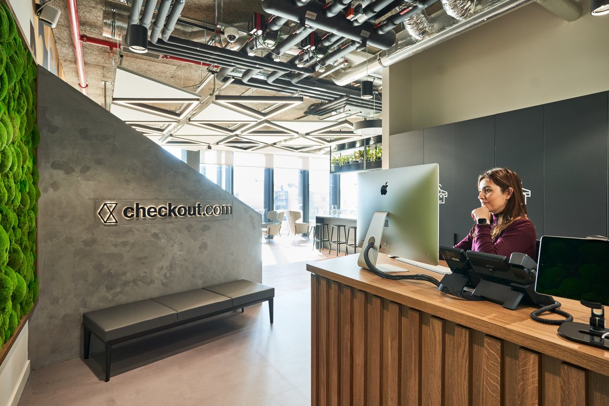 ais_workplace's tweet photo. Your front-of-house space is the first thing your visitors, clients and #employees see when they enter your #workplace. Embody your #brand, set the mood and make your visitors feel welcome. 

Check out some examples of front-of-house spaces we've designed... https://t.co/hCsdcrREUn