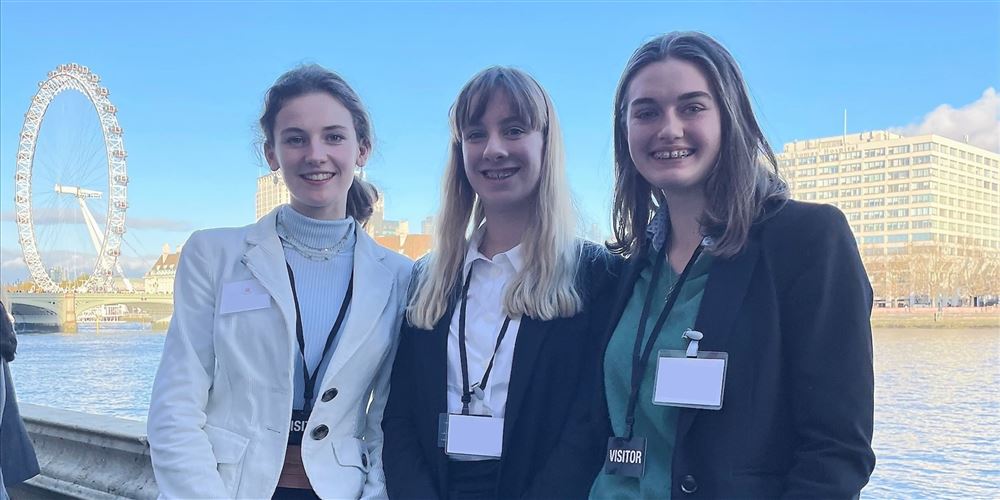 💬Thank you to the students of St Helen &amp; St Katharine's for writing this excellent article, summarising their attendance at our November meeting on #Engineering for the Food Industry!

Read the full article here👇

shsk.org.uk/News/Engineeri…