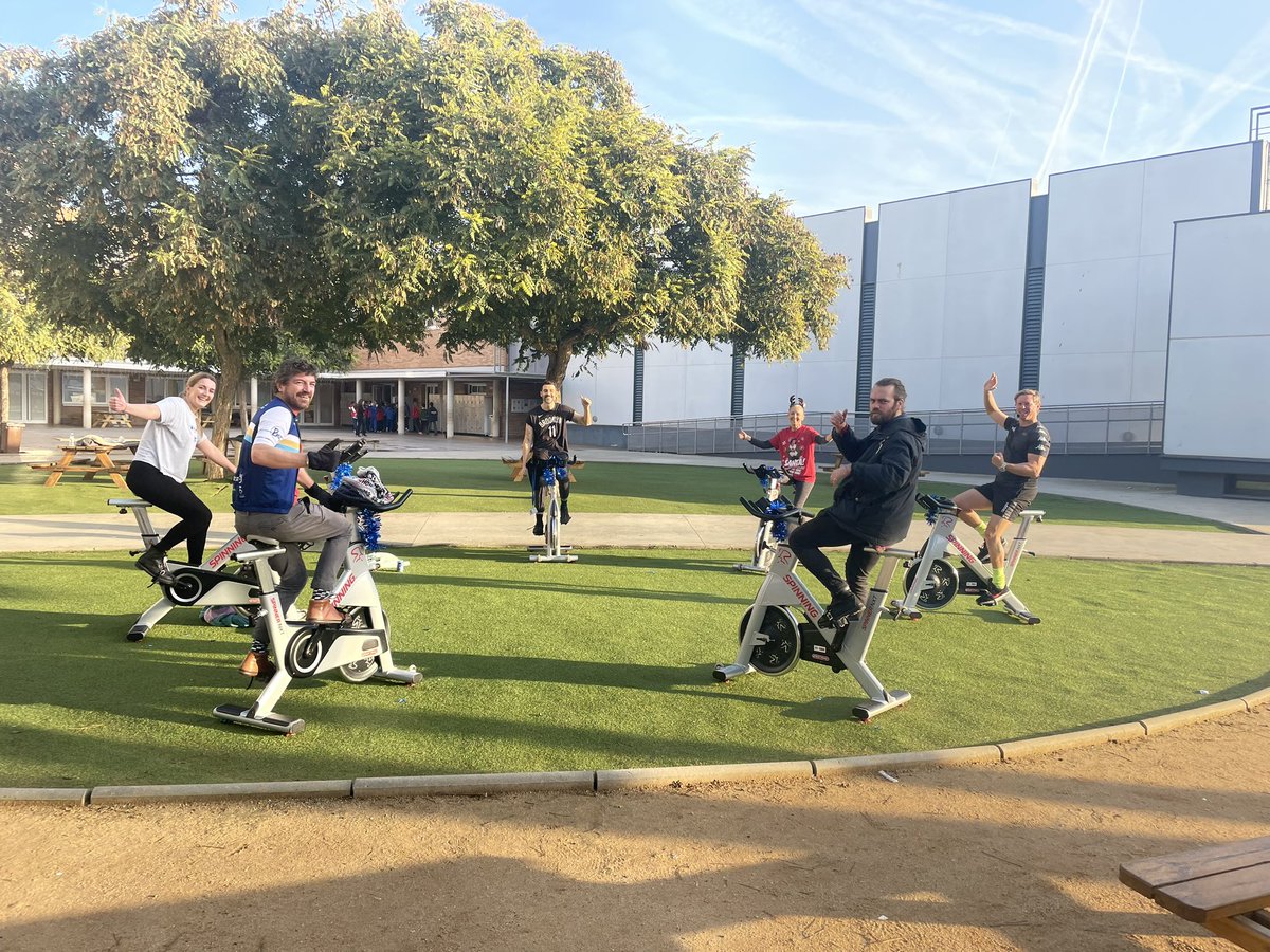 BSBSportPE's tweet photo. Our staff and students took part in a charity bike ride this morning raising money and awareness about mental health. Grup ATRA is the charity we have raised the money for….
We managed to raise €362 ! What a fantastic effort from everyone ❤️🎄#GrupATRA #cognita #BSB https://t.co/oJL3UdQ1jy