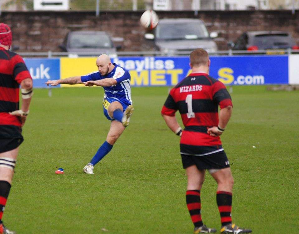 bridgendravens's tweet photo. βͺ 2012
Adam Hillier Rees bagged the winning score as the Ravens edged the Wizards 14pts to 9 in November 2012!
πΈ @BrynmorR
#RavensRewind
π΅βͺ https://t.co/W2ixoJc3n5