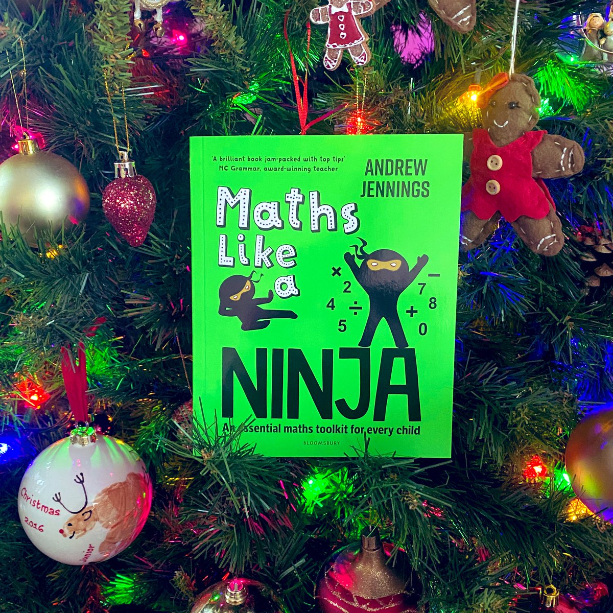 🎄💚 TUESDAY GIVEAWAY 💚🎄
Win a 📗copy of Maths Like a Ninja 🥷. To enter 💚 the post, 🏷️ tag others. RETWEET 🏆 Winner at 9pm tonight.

📲Grab a copy now📗 bit.ly/3FzRnWI

#competition #teaching #mathslikeaninja #book #education #primary #parent #homework #knowledge