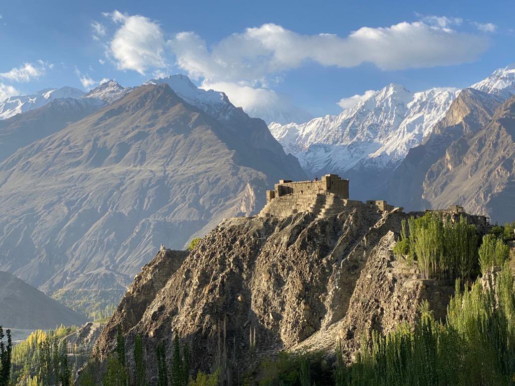 CTurnerFCDO's tweet photo. N is for the North: the most stunning landscapes in 🇵🇰, with some of the world’s highest mountains &amp; exhilarating treks. Great potential for sustainable tourism with support for communities &amp; climate resilience. 
#AtoZofPK #14/26 https://t.co/fJtRQegqo0