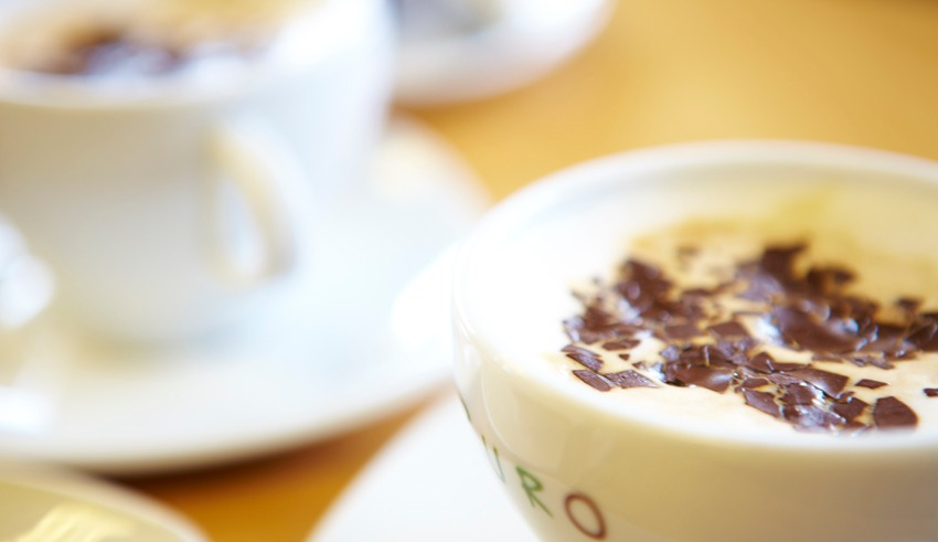 DGCScarb's tweet image. Final #TastyTuesday of 2022! Take a break from the #Christmas rush &amp;amp; enjoy a #Coffee! Made with ethically traded #PuroCoffee with #FairTradeCertification &amp;amp; a % from each cup is donated to the #WorldLandTrust too! #Cappuccino #CoffeeShop #GardenCentre #FamilyBusiness #Scarborough