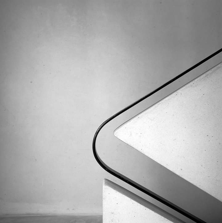 areasvellas's tweet image. Casa Cattaneo, Cernobbio...1938-39
Cesare Cattaneo 1912-1943
#architecture #arquitectura #interior #Detail #CesareCattaneo #Cattaneo #parecidosrazonables it.wikipedia.org/wiki/Cesare_Ca…
cesarecattaneo.com/slide/
urbipedia.org/hoja/Casa_Catt…