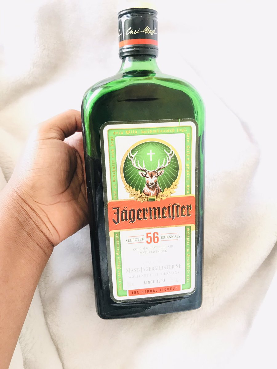 What is the perfect dash for jager banna??? 🤔😋