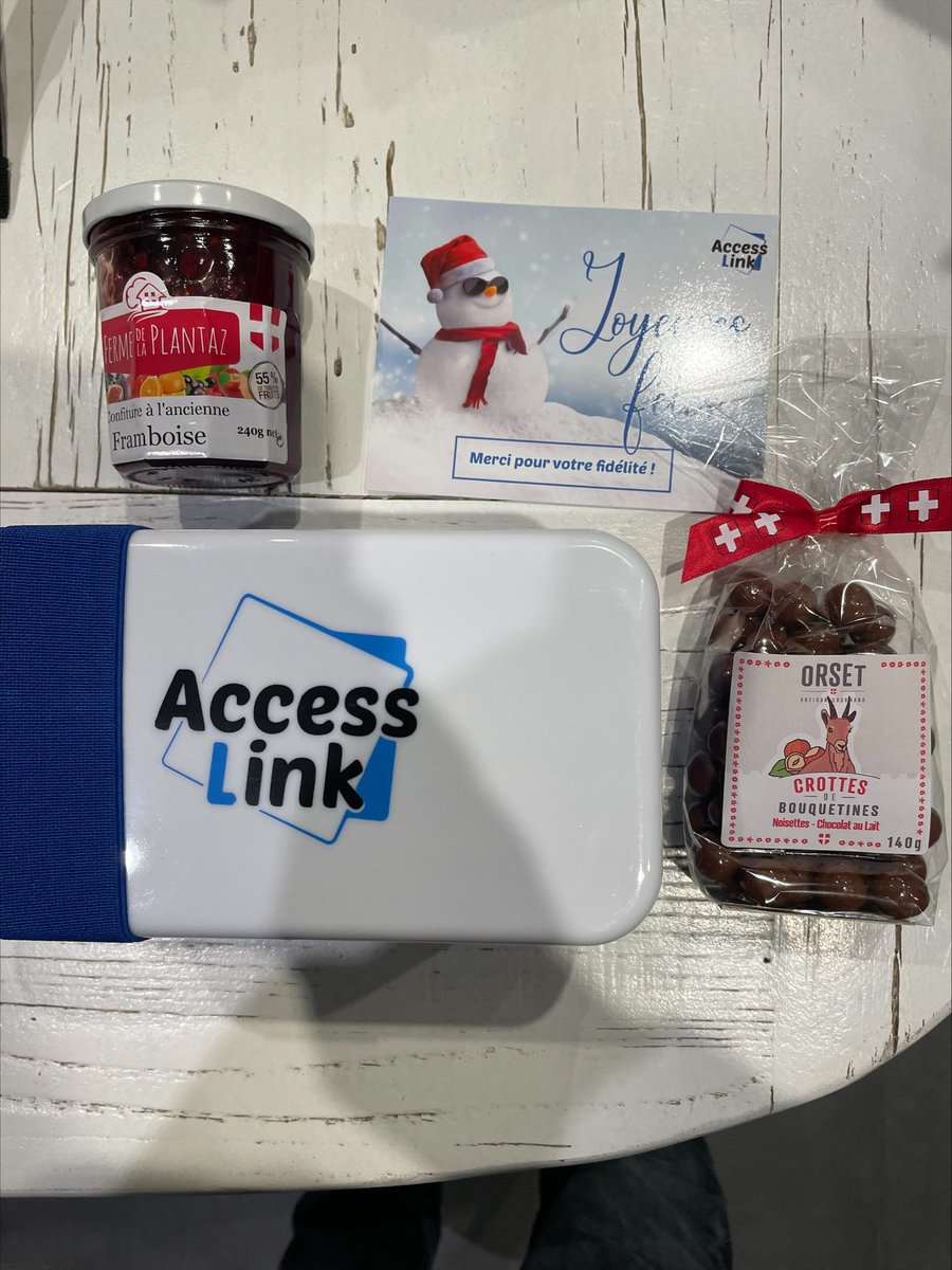 CochonSeo's tweet photo. Merci @access_link c'est vraiment sympa https://t.co/6NCH3Op696