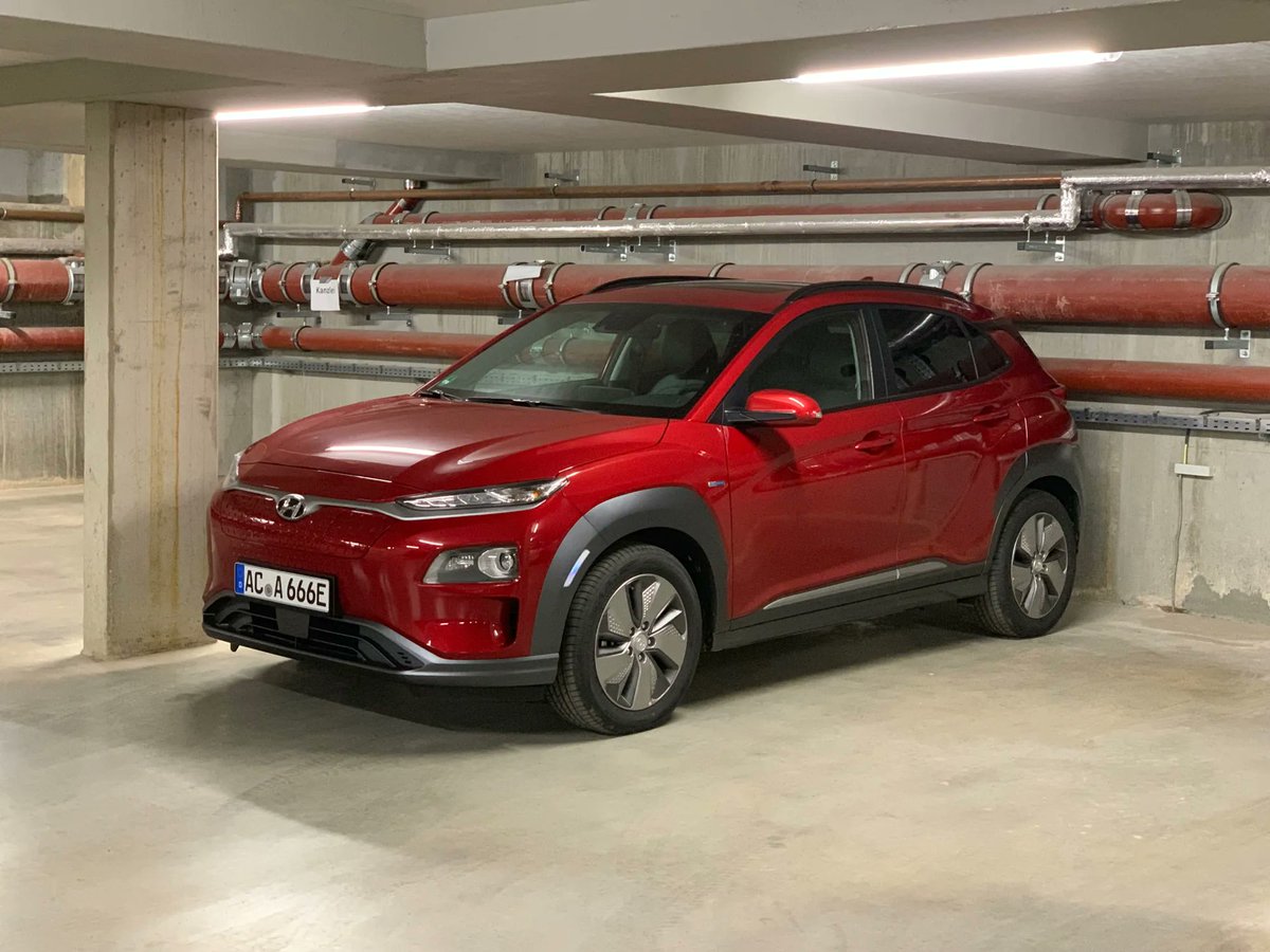 🚗 Ich verkaufe mein geliebten Kona! Wer jemanden kennt, der so etwas sucht, now is the time!
suchen.mobile.de/fahrzeuge/deta…

Gerne RT!