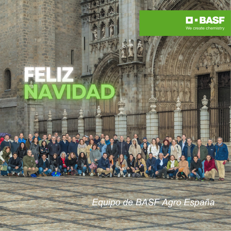 BASF_AgroES's tweet photo. 🎄🎅 El equipo de #BASFAgro queremos desearos unas felices fiestas rodeados de vuestros familiares y seres queridos. 

¡Feliz Navidad! 💚 https://t.co/6cHtMx7RWs