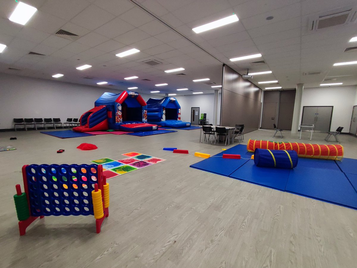 A2ndvoiceCic's tweet photo. Reminder: New Addington #HAF2022 for #autistic #SEND children 11 to 3pm.. #swimming #bouncycastle #Sandwichmaking #arts #tabletennis #swimming #accessible food supplied by onsite cafe.. Parent Carers need to stay https://t.co/epUmq4KHOH https://t.co/o2K18LtNg0