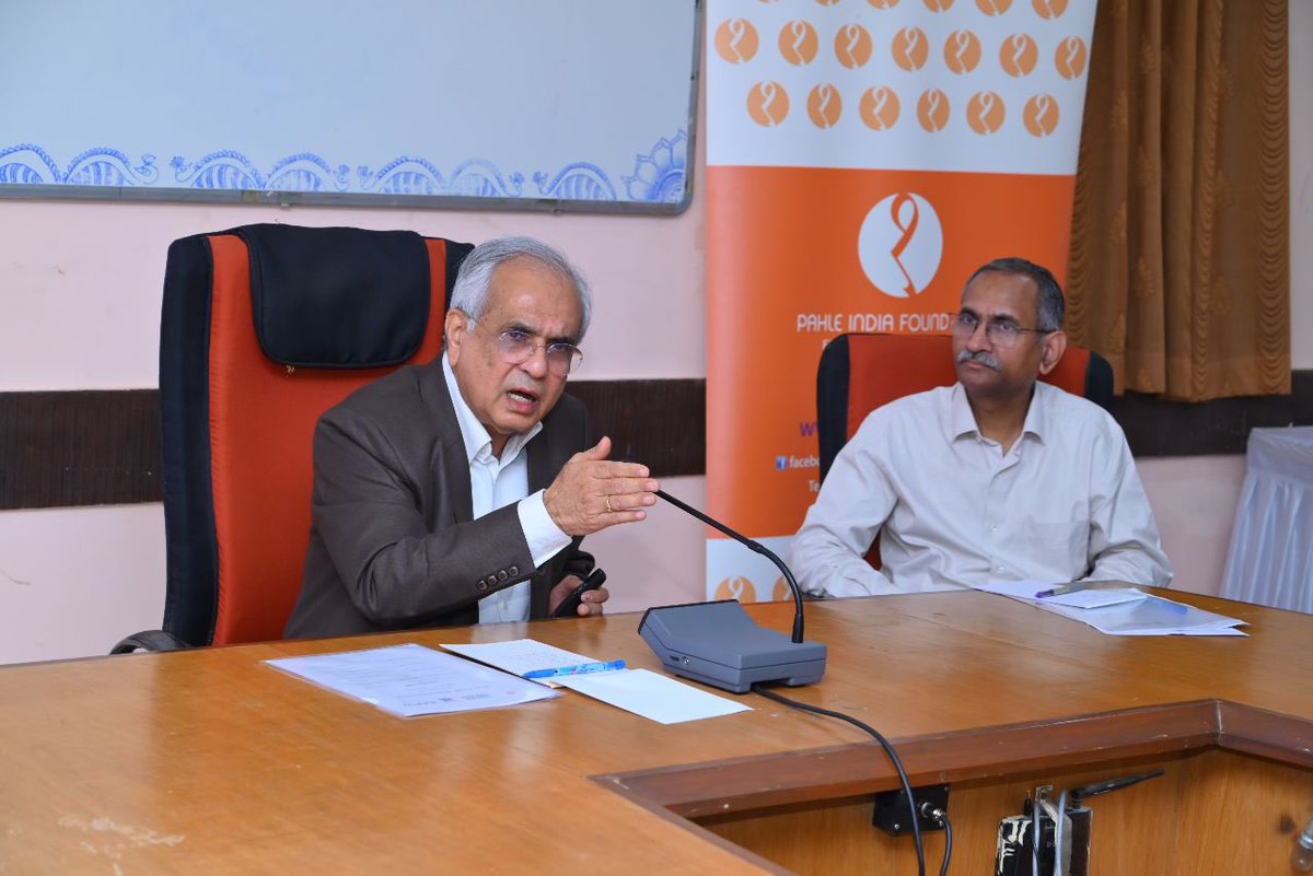 PahleIndia's tweet photo. The Brainstorming Session on #Bharat_at_100 took place at JP Naik Bhavan, University of Mumbai in the presence of our Chairman Dr. Rajiv Kumar. Through a multi-stakeholder perspective, we looked at the necessary items necessary to execute Vision 2047. https://t.co/cZaFzeQXph