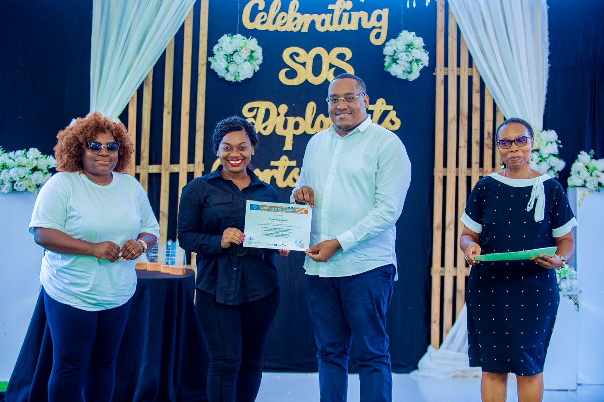 WomenAtWebTZ_MC's tweet photo. Our Very Own #SOSDiplomats Ms. @IshengomaIrene received an honorary award of excellence in the Inclusion of People with Disabilities.
~ We appreciate the efforts done together with your teammates in promoting inclusion while visiting Buguruni Viziwi Primary School.
#MitandaoTZ https://t.co/kWj0qcNP7E