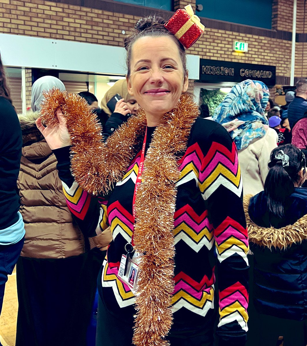 Jayne Bryant Newport West (@jbryantwales) on Twitter photo Lovely to see the <a href="/Pill_Primary/">Pillgwenlly Primary</a> community come together for a ‘Christgwenlly Winter Wonderland Extravaganza’ 🎄 Lovely to see the <a href="/Pill_Primary/">Pillgwenlly Primary</a> community come together for a ‘Christgwenlly Winter Wonderland Extravaganza’ 🎄