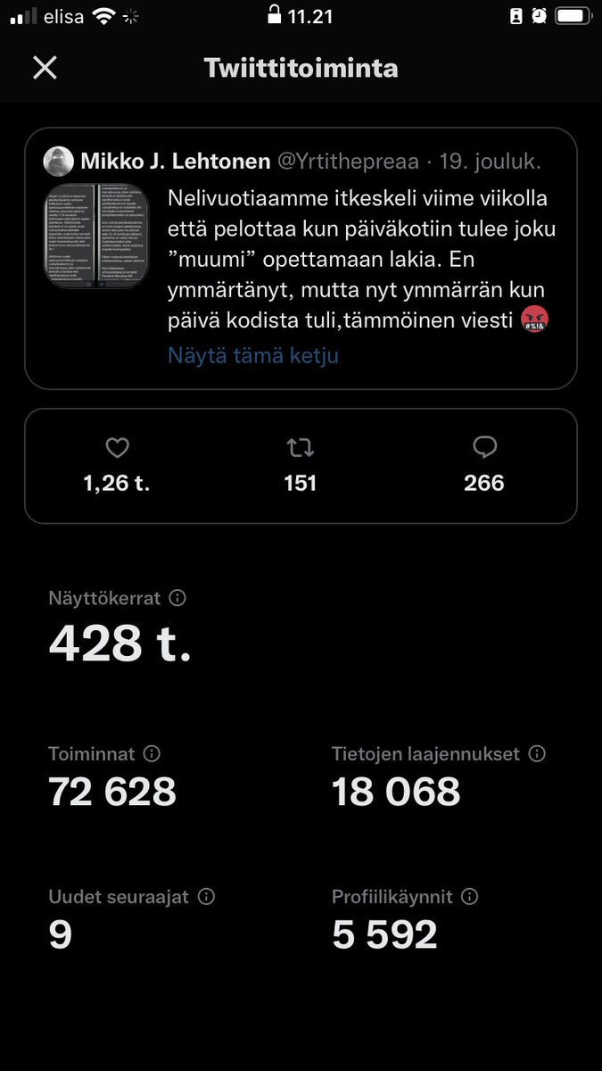 Jos jotain tärkeää pitää twiitata, ketään ei kiinnosta. Keijota persuja siitä miten keksityssä päiväkodissa opetetaan vääräuskoisten päiden irtileikkaamista niin puoli miljoonaa ihmistä lukee sen ja 3/4 ottaa sen todesta.

Nyt hei ne valot päälle.