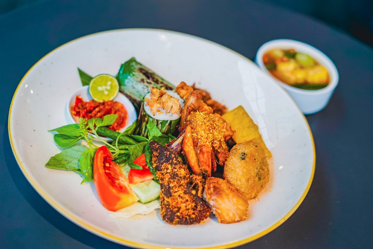 We will tempt you with our mouthwatering Nasi Timbel.

Available at Batutulis Restaurant or Room service for your convenience only at Rp95.000,-

#StayAtArchipelago
#StayAtASTON
#ArchipelagoRestaurants
#ASTONRestaurants
#ASTONbogor