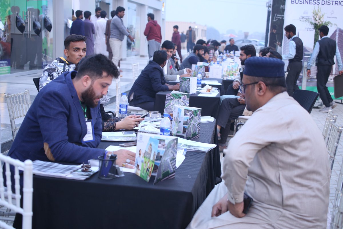 midcityhousing's tweet photo. Some of the highlights from Day 2 of our Open House Event!
Sales partners, investors and future residents all were in attendance as the evening concluded with the screening of the World Cup Final.
#MIDCITYLahore #MIDCITYOpenHouse #OpenHouseevent #MIDCITYOpenHouse #OpenHouse https://t.co/2RL6hbu5nl