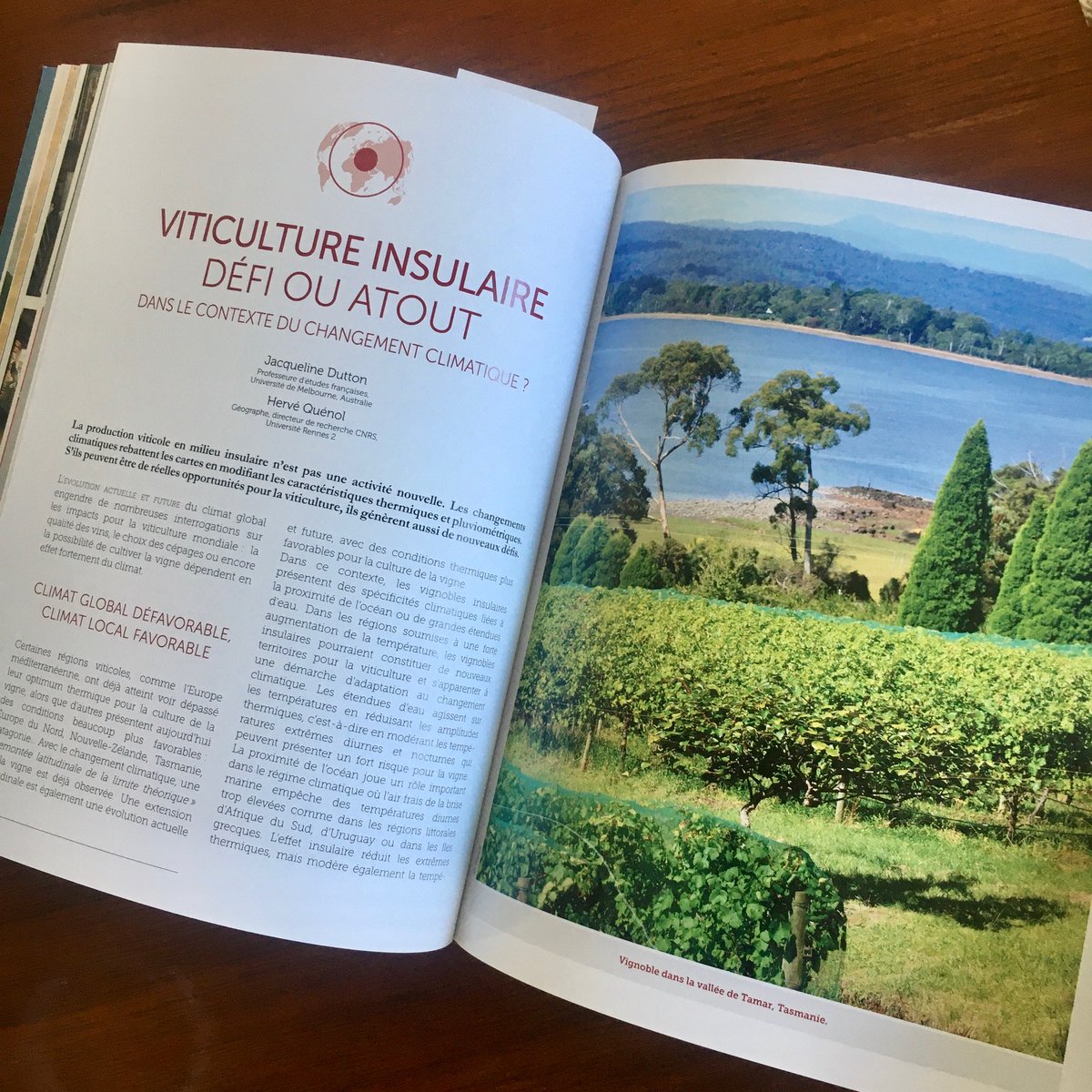 Au tour du Club de la presse Bretagne de faire mention du livre " Îles, regards sur l'insularité "
clubpresse-bretagne.com/iles-livre-enq…