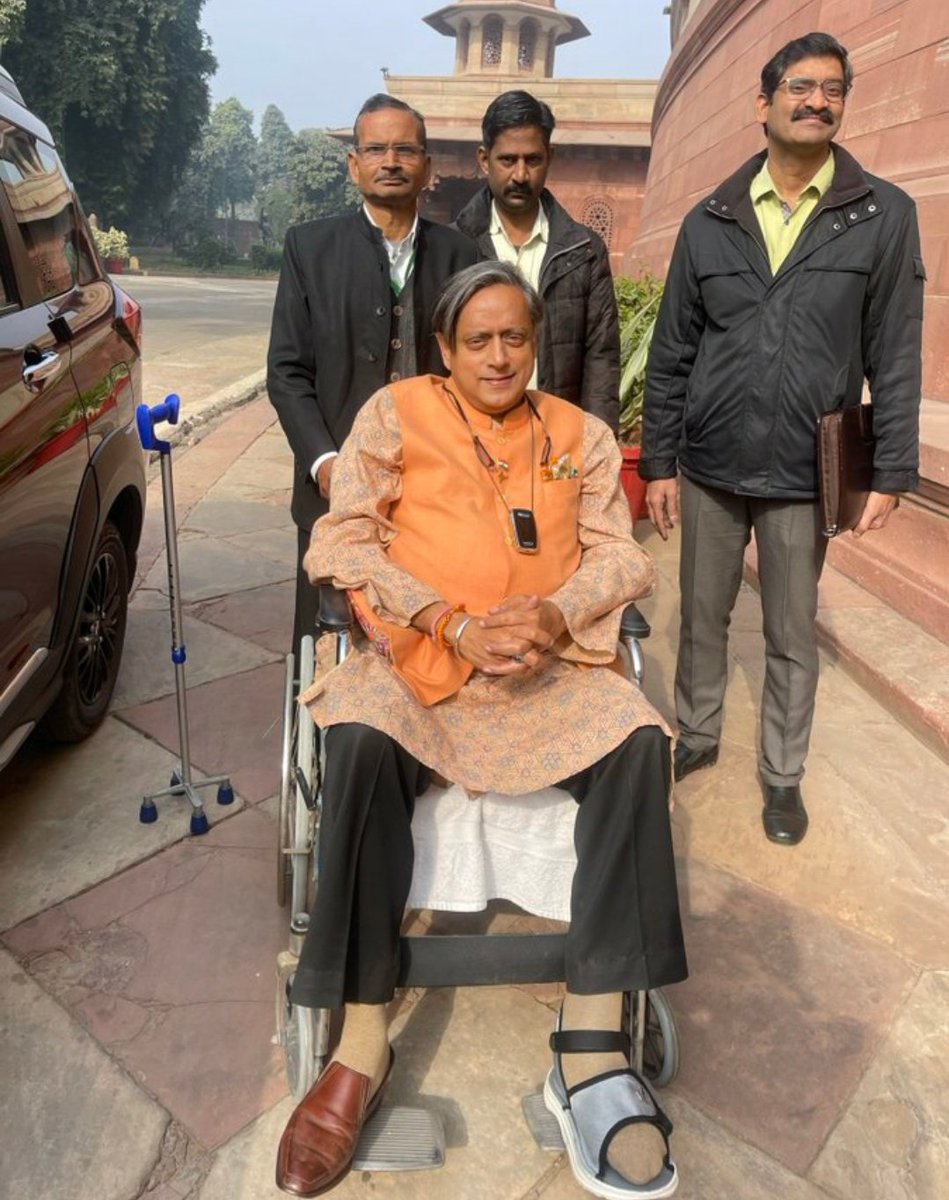 ladyofequality's tweet photo. @ShashiTharoor Politicians, ministers and leaders realise the suffering of a common man only when they face it

#Indianjudiciary (Family Courts)

#extortion
#corruption
#suicides
#murders

@Ambar_SIFF_MRA @amitdeshmra
@barkhatrehan16 @cskkanu
@NCMIndiaa @SIFF_HRW
@RijijuOffice @MLJ_GoI https://t.co/nqU5vkmz0w