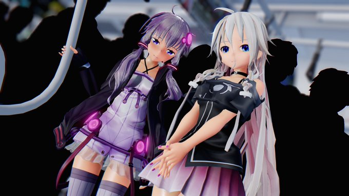 お題箱リクエストより「 IAちゃんとゆかりさんが満員電車でいつの間にか少しずつ脱がされていって最後は全裸になってて青ざめてる 」です! 