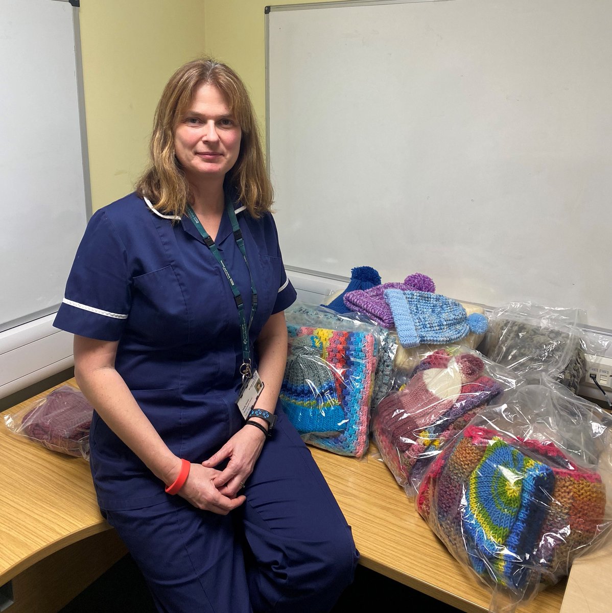 Older people receiving care from Norfolk and Suffolk NHS Foundation Trust (NSFT) are being given a helping hand to stay warm this winter thanks to the generosity of a knitting nurse and her magnanimous mum. 

Read more here orlo.uk/Wkfzg