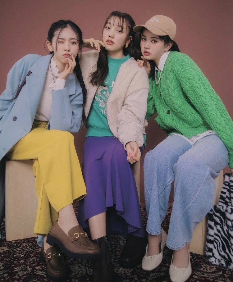 高1㋲のあか抜け作戦👛全身￥8970以下／ 『#GU』のレトロポップ