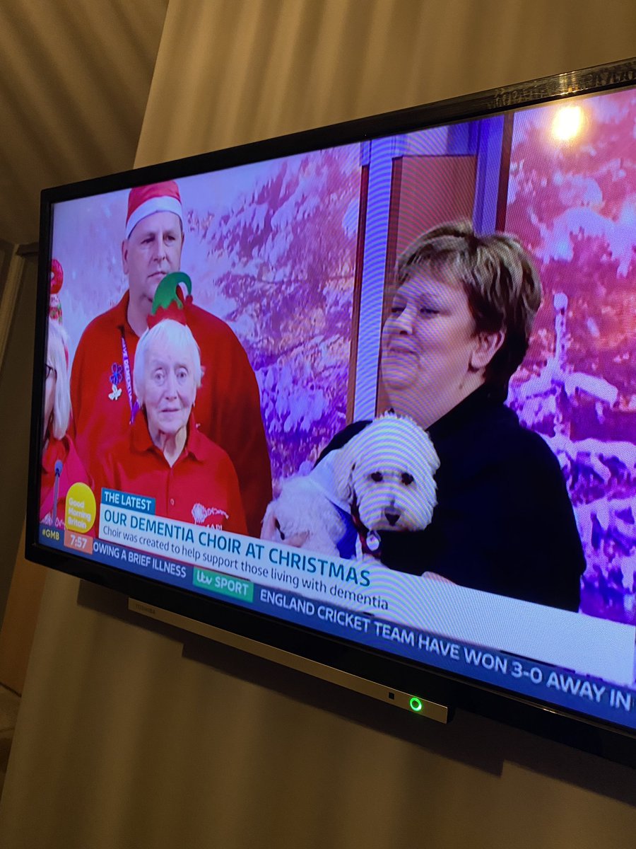 lauramkx's tweet photo. Crying at @GMB and it’s not because of Richard Madeley’s presenting. Brilliant work by @Vicky_McClure, heartwarming and uplifting #ourdementiachoir https://t.co/Rjj59uCCjq