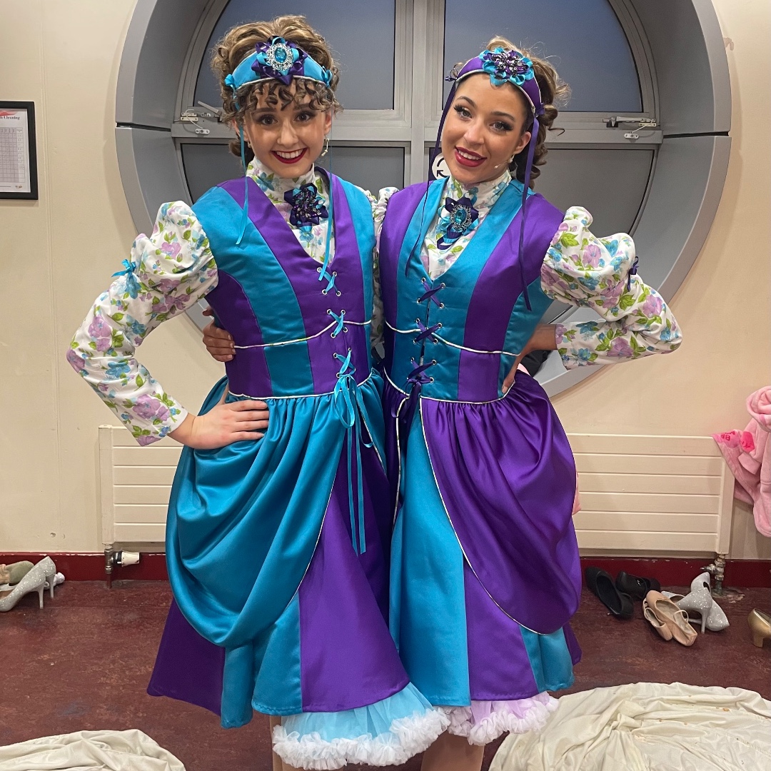 Yes <a href="/sofiagcullinane/">Sofia (she/they)</a> and @mercibrownx 🙌🏼✨

Both Sofia and Mercedes are ensemble in Basingstoke's Panto #Cinderella, at the <a href="/anvil_arts/">Anvil Arts & Design</a>. Sofia covers Fairy Godmother and Mercedes covers Cinderella. 

Well done ladies 👏🏽👸🏼🪄👠
