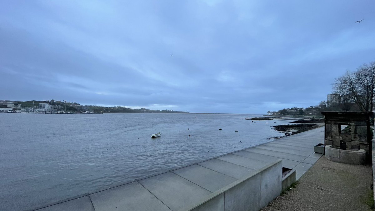 VinayShroff's tweet photo. Experience this… #WowOfWalking #JoyOfJogging and finally #Running along the #Duoro River and #Atlantic Ocean early morning… #Bliss https://t.co/rcjFzx0Esp