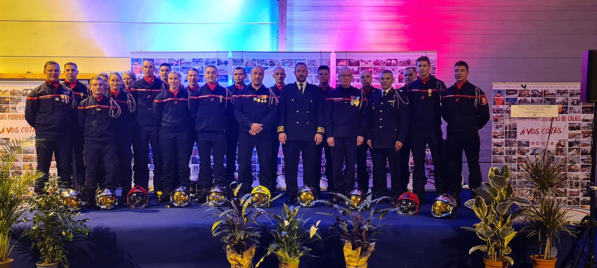 sdis91's tweet photo. Vendredi 9/12, 6 stagiaires du Sdis 91 ont terminé leur formation d’intégration de caporaux de sapeurs-pompiers professionnels, délocalisée au @SDIS62, par leur baptême de formation.
Félicitations ! 👏
@CDEssonne @UDSP91 @PompiersFR https://t.co/Jls8UfBdaV