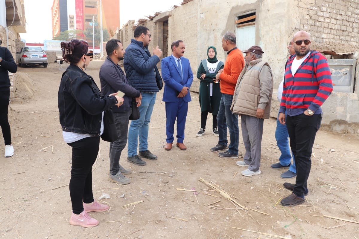 HCWWeg's tweet photo. رئيس مياه أسيوط.. وضع حلول لمواجهة أي عقبات لتعزيز المستوى الخدمي بقري حياة كريمة.

https://t.co/4Rb5ANrJ5a https://t.co/RlJl367Ivx