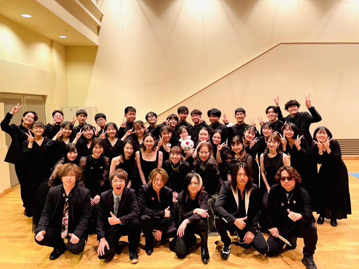MUSIC_GLAY's tweet photo. 【 #GLAY / Only One,Only You 】
今年2022年10月に行われた浜松公演より
https://t.co/KMUDFQDiSS
#URFA2022 #OnlyOneOnlyYou #GLAY_60thSG https://t.co/7TNnUQIjX6