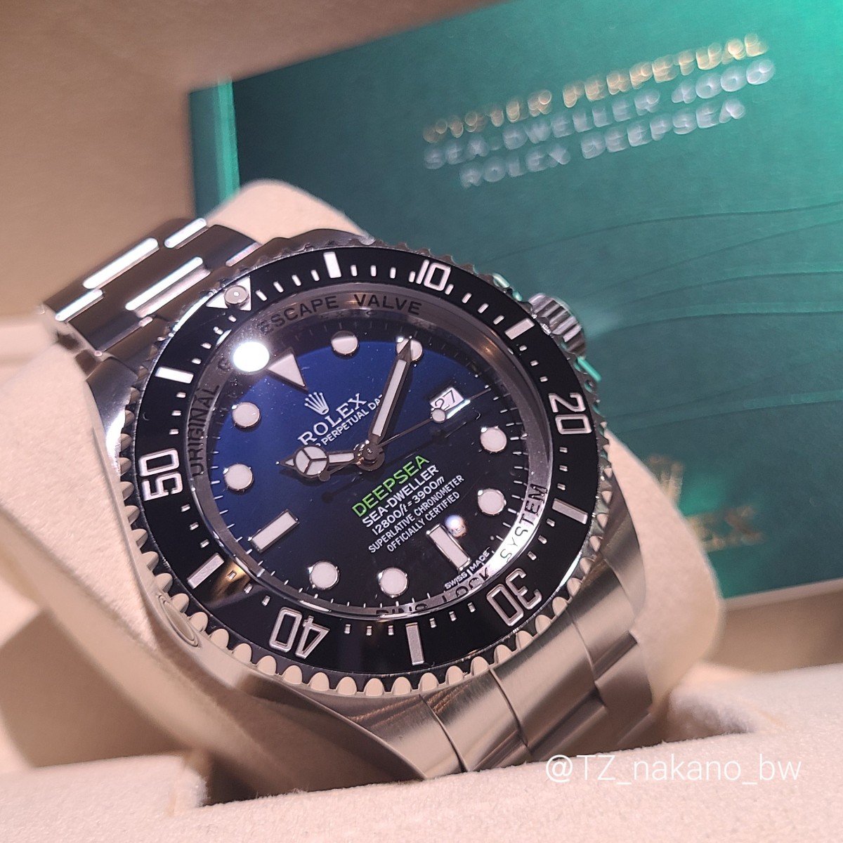 TZ_nakano_bw's tweet photo. #シードゥエラーディープシー #Ref126660
#Ⅾブルー
入荷しました⭐
グラデーションカラーが美しい🥰❤
#ロレックス #ROLEX #タイムゾーン中野 #中野ブロードウェイ #ギャラリーレア #時計好きと繋がりたい #ブランドアイテム https://t.co/JESVo3vFoq