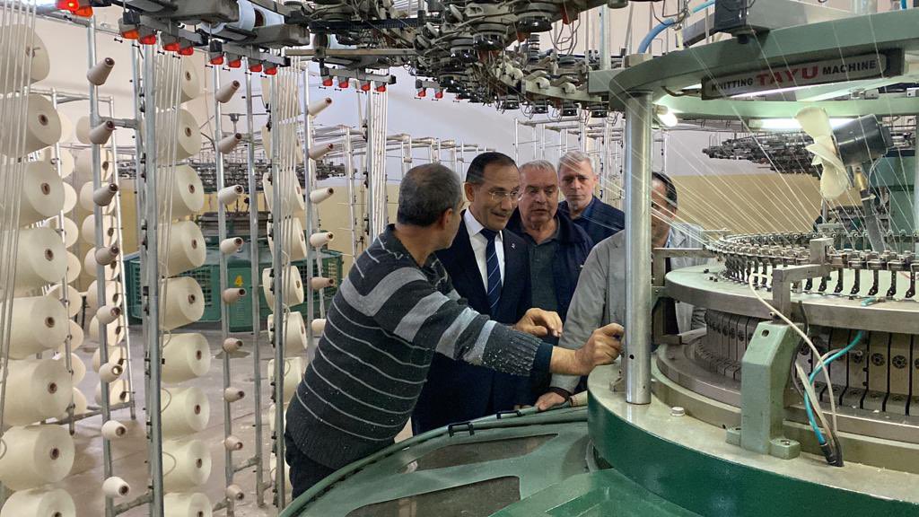 mehmetdagtekin_'s tweet photo. Ekonomi politikalarımızı sürdürdükçe, üretim ve istihdam artıyor, bereket ortaya çıkıyor. 
Yaman Örme Tekstil sahibi Ömer Dicle ve çalışanlarımızı ziyaretimizde üretim aşamalarıyla ilgili bilgi aldık.
@erkankandemir 
@varank 
@fehmiyil571632 
@serifyildirim0 https://t.co/xFkXBdFE1V