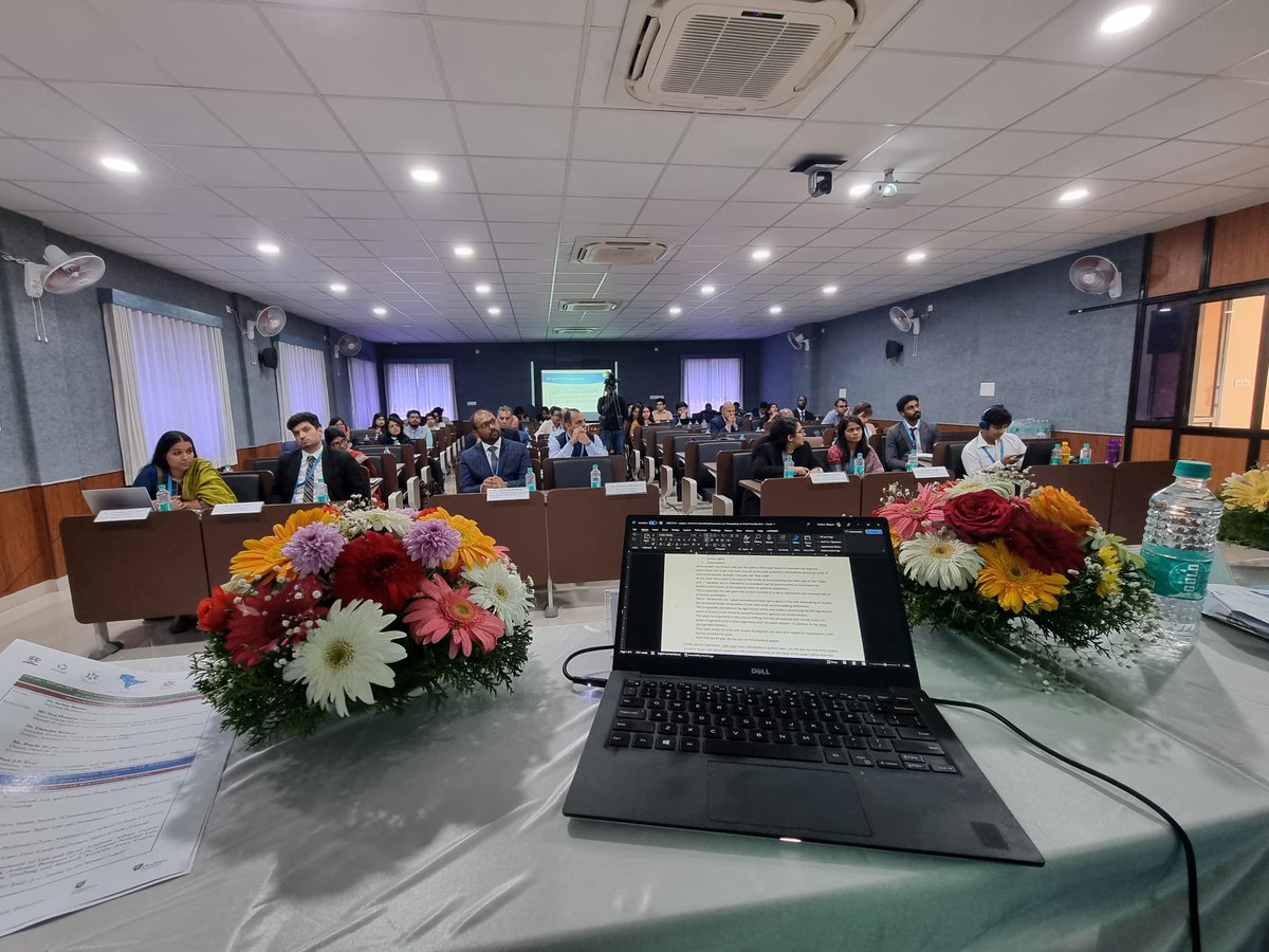 SaielnIndia's tweet image. @ColinPicker discussing the papers presented and concluding the session on "LITIGATING FOOD SECURITY". @Jamesnedumpara @ctil_india @LChoukroune