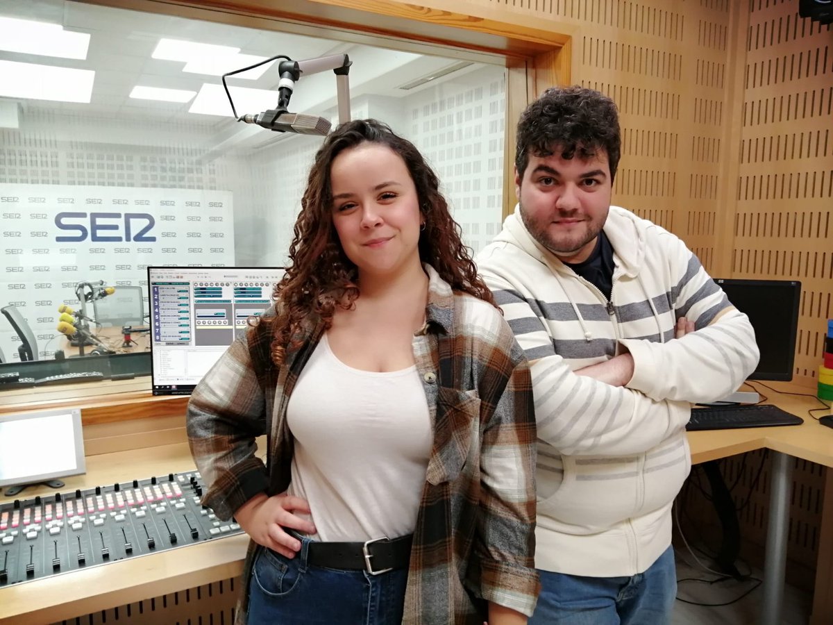 Radio Sevilla (@radiosevilla) on Twitter photo 📻El día que la tragedia habló con Papá Noel: la entrega navideña de <a href="/tragedia_jesus/">No hay que hacer de esto una tragedia</a> cadenaser.com/andalucia/2022… 📻El día que la tragedia habló con Papá Noel: la entrega navideña de <a href="/tragedia_jesus/">No hay que hacer de esto una tragedia</a> cadenaser.com/andalucia/2022…